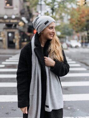 'Two Blind Brothers' Ribbed Knit Grey Scarf -Brand New Still in Orig. Packaging